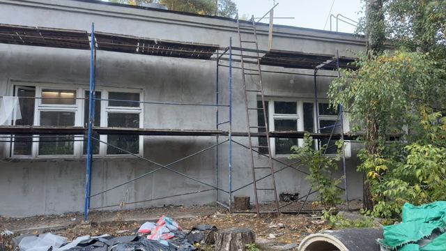 Выравнивание фасада штукатуркой